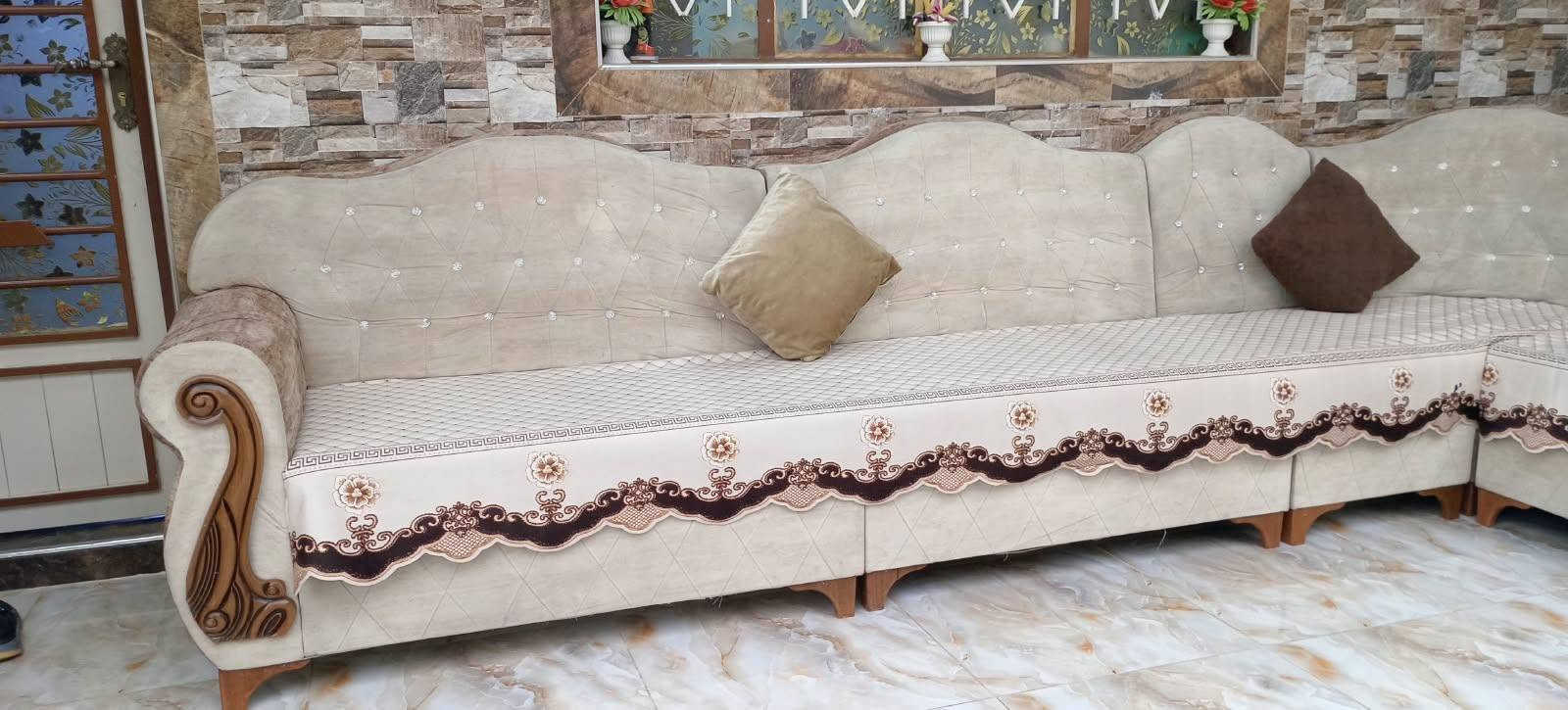 ديوان • ٧ ونص متر • ويّه كوشات