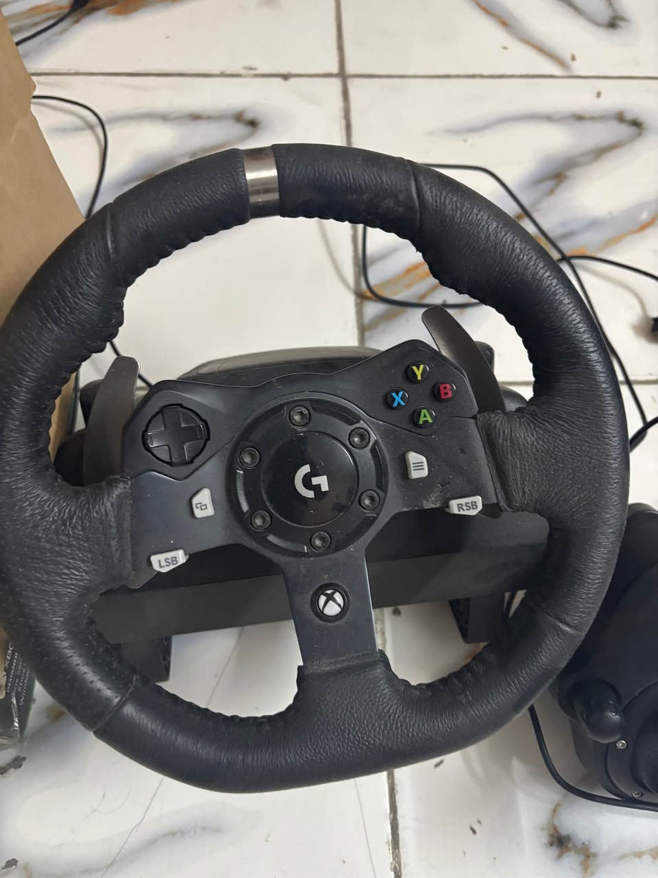 السلام عليكم 

Logeitech G920
للبيع السعر 300الف 
مكان بغداد حي التراث 
رقم *********** بغداد, العراق
