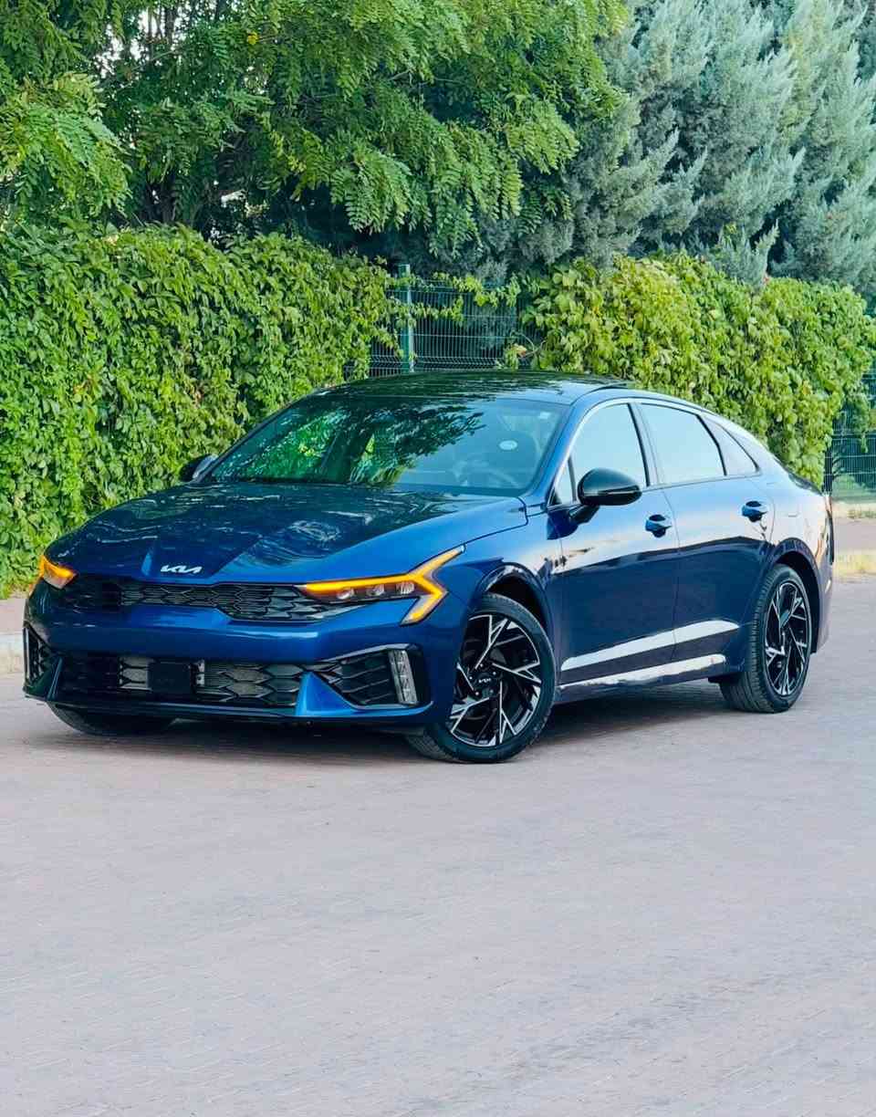🚗 كيا K5 GTLINE موديل 2025 🚗
فول الفول 1/1💙
حادث بسيط جاملغ امامي و باب صبغ بدون دواخل و ايرباگ فقط  دكمة طاك راجع سستم شركة باقي كلها سليم 
گير و محرك كهربايات حجر صالنصة كلها بلادي 100%
ماشية "29 الف  ميل 
السعر 186 ورقة و بيها مجال 
المواصفات
✔️بانوراما
✔️ كشنات امامي تدفئة
✔️ بصمة + تشغيل عن بعد
✔️داخل جلد  لونين
✔️سماعات BOSE
✔️ كرسي سايق كهربائي
✔️ شحن وايرلس
✔️ رادارات أمانية وجانبية
✔️ أوتو بريك
✔️ LED أمامي وخلفي
✔️ شاشة كبيرة
✔️ ويل كب GTLINE
✔️ هندبريك دكمة
✔️ Drive Mode
✔️ مكينة 2500GDI
✔️ حساسات
✔️ ومواصفات إضافية كثيرة
سيارة دخول جديد و رقم كاتي تترقم شمالي (اربيل/دهوك/سليماني)
عنوان 📍عقرة
رقم تلفون و واتساب☎️
***********
