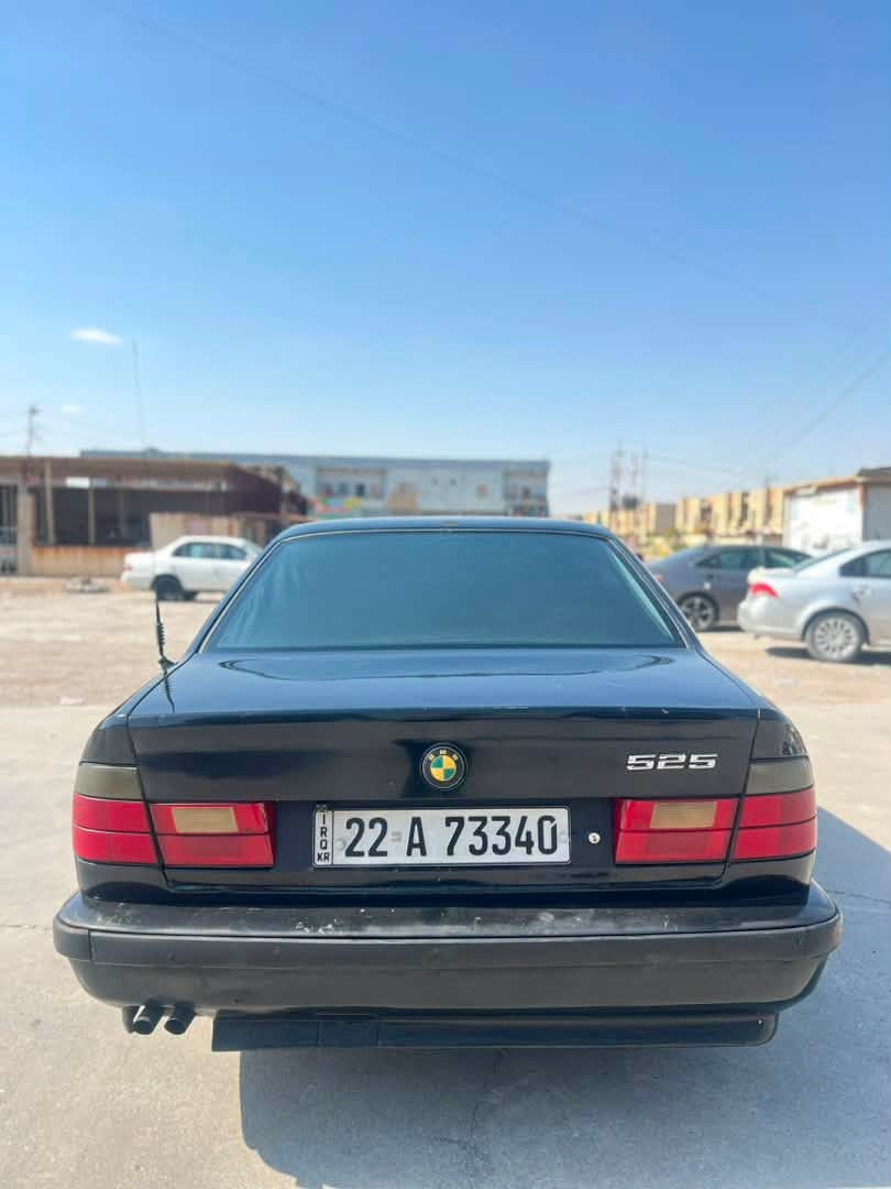 للبيع بي ام 520 مسكر موديل 1992رقم اربيل دولي 
كير ومحرك شرط تبريد ثلج صدر خلفي امامي جديد
سنويه جديده لل29 شرط التحويل كير عادي 

سعر 50وبيها مجال مكلف بنشر. ‭***********‬
