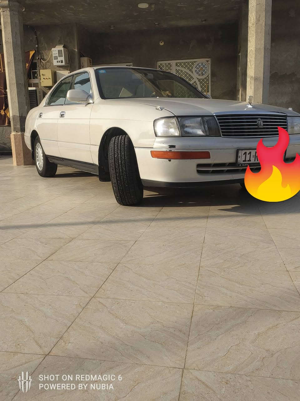السلام عليكم كراون بطه موديل 1994 لؤلؤي باسمي تحويل ثاني يوم تبريد شرط ويه سويج ثلج وشرط ضهر تطلع بي  مكينه كير خير من الله تخم تاير جديد دواخل جديده رقم نكليزي جديد كفاله كص ونقل باقي تفاصيل تصل وتدلل (***********) مكان سياره واسط
