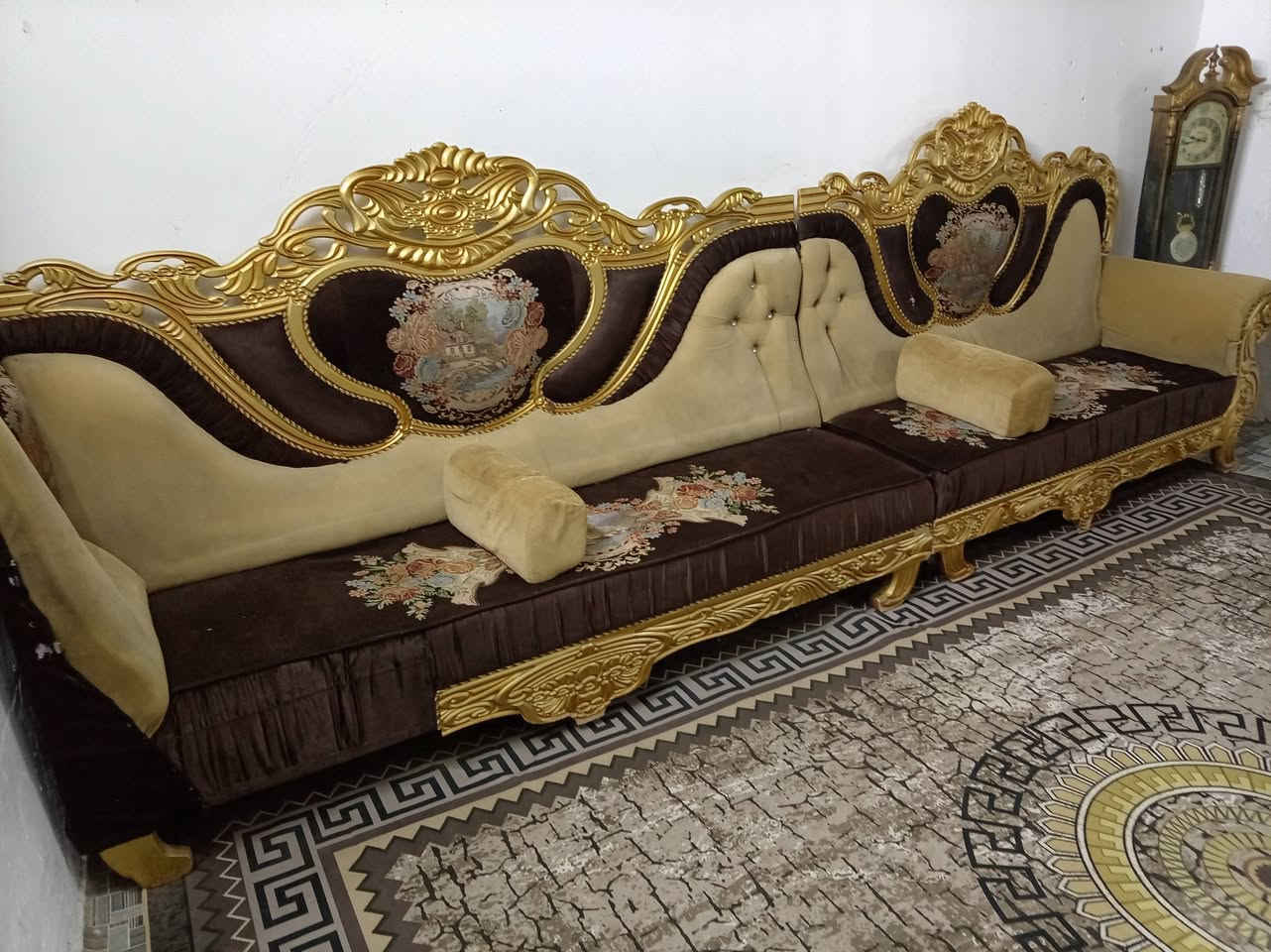 ديوان ملكي • ١٤مقعد • كربلاء