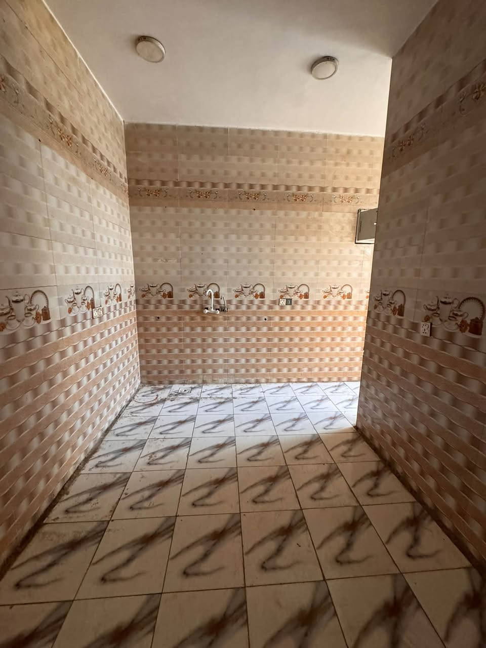 نادر الثانية • ١٠٠م • ١ غرفة