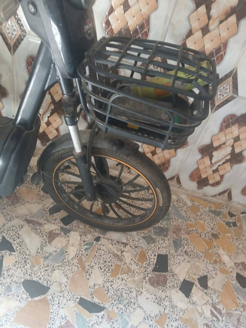 سلام عليكم دراجه شحن البيع السعر 300وبيهةمجال
نتصل على رقم ***********@
