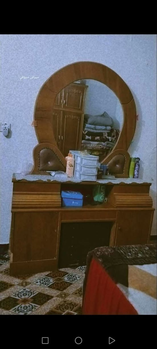 ميز مراية • سعر مناسب • تواصل خاص