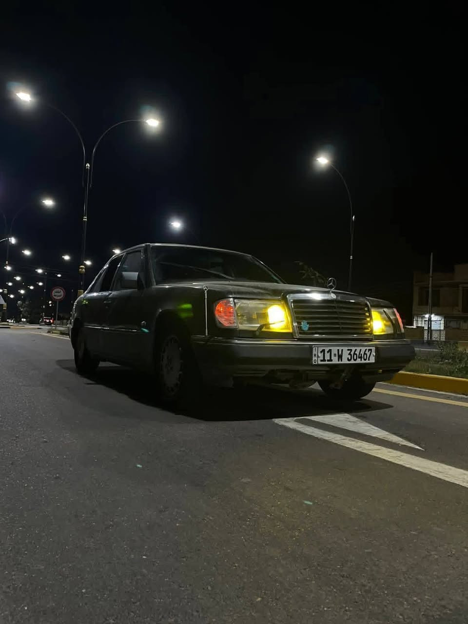 يالله
للبيع مارسدس دب مديل 91 محور مكينة وكير VVT
حدادية جديدة سيارة معايزة شي خير من الله السعر 35  العنوان كربلاء***********
