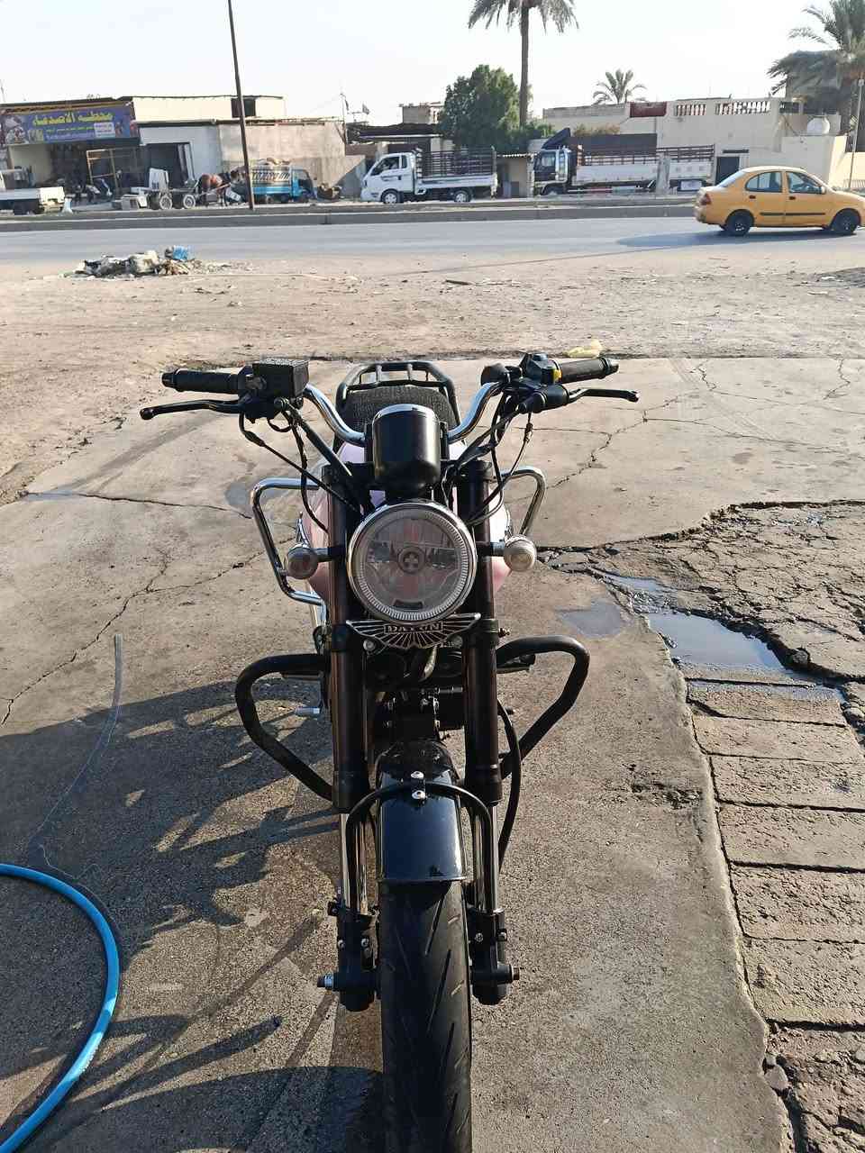 شبابنه الطيبين
دراجه دايوان لايتي (2023)
الدراجه (بسمي بسمي) رقم (واسط او كوت) مشروع وطني تحويل ثاني يوم حته هزه قبل كم شهر سويتها 
حالت الوكاله صبانه ممدود بيها بس الزنجيل توني مبدله 
الدراجه نضيفه كلش ومثل ممبين بل صور مكينه مكفوله وشاصي مكفول اي نقص مابيها تكلب وشوف بعينك 
(مكاني بغداد الفضيليه) 
متواجد فيس 
رقمي:(***********)
سعر (2600) وبيه مجال بسيط

نص مكتوب في الصور:
- کوت
