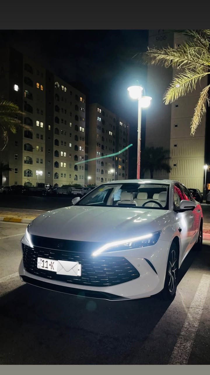 السلام عليكم
للبيع BYD QIN L 

فول مواصفات اعلى فئة بل QIN L

داخل ابيض 

13 كامرا 13  رادار بانوراما وهواي مواصفات 

سياقة ذاتية /

بصمه وكارت وشاحنه اصلية وبم هوى وكاعيات اصليات ملحقاتهة كلهه كاملة 

بطارية 🔋 120 كيلوو اعلئ بطارية منفذين شحن 

نشره داخل الوان ثابت ومتغير 

 اشكد ما احجي المواصفات متخلص

السيارة بسمي تحويل ثاني يوم رقم بغداد 

ماشية 5000 خمستالاف الكولي 

م هـ *********** 

السيارة عنوانه بغداد
