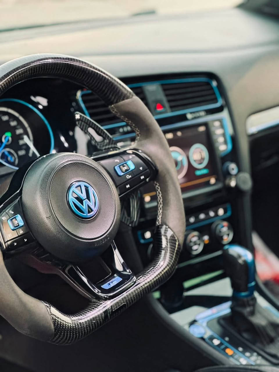 Golf Mk7.5 R  performance package 🕸️🪲
لمعرفة السعر اترك تعليق ❤️
الموديل : [2016]
المحرك :[v4-2.0]تيربو🔥
الكير :[اوتماتيك]
العداد :[80.000ml]
اللون :[اسود]🖤
الحالة :[وارد خليجي - كفالة عامة ]

[ لمعرفة السعر اترك تعليق داخل المنشور وسوف يصل اليك مباشر عبر رسالة نصية ] 📥

[الـــمـــواصــفات] 
فول لمتدد
_فتحت سقف
_غرفة جلد + تحكم كشنات
_درايف مود
_سستم صوت Dynaudio
_دسكات برمبو 
_شاشة جبيرة 
وباقي مواصفات الفول 

[الاضــافــات]
_دركةكاربون
_بنيد كاربون
_شوتهR600
_داون بايب ستالس + كزوز ستالس 3انج بوابة
_عطاس frouge
_ثلاجة Cts
_مجاول Apr
_فول بمب Arm
_سنسرات 5 بار
_بلكات American racing’s
_سقف روز + داخل فول كاربون فايبر 

الموقع : [بغداد/المنصور]
 التواصل : *********** ]
