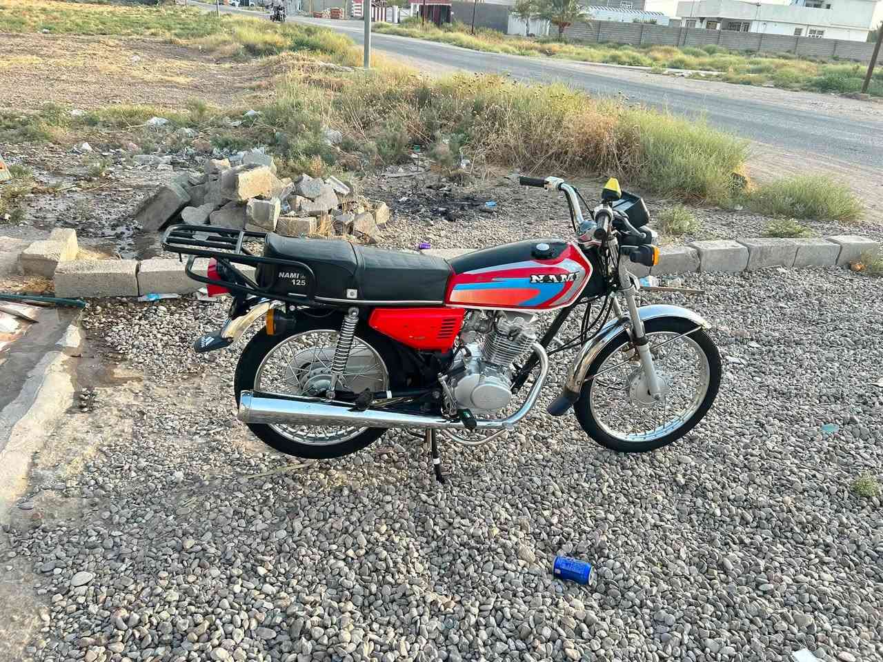 نامه متياز البيع
الموديل 25 
وراق 4 بيها 

دراجه بل جيس  كفاله من تاير ال تاير   محرك بلادي ما مفتوح 
شرط تجيب ياهو يعجبك. تكلبها 
 مكان ديالئ المقدادية. الوقف 
 السعر خاص بيك خير تدلل 😉 ***********
