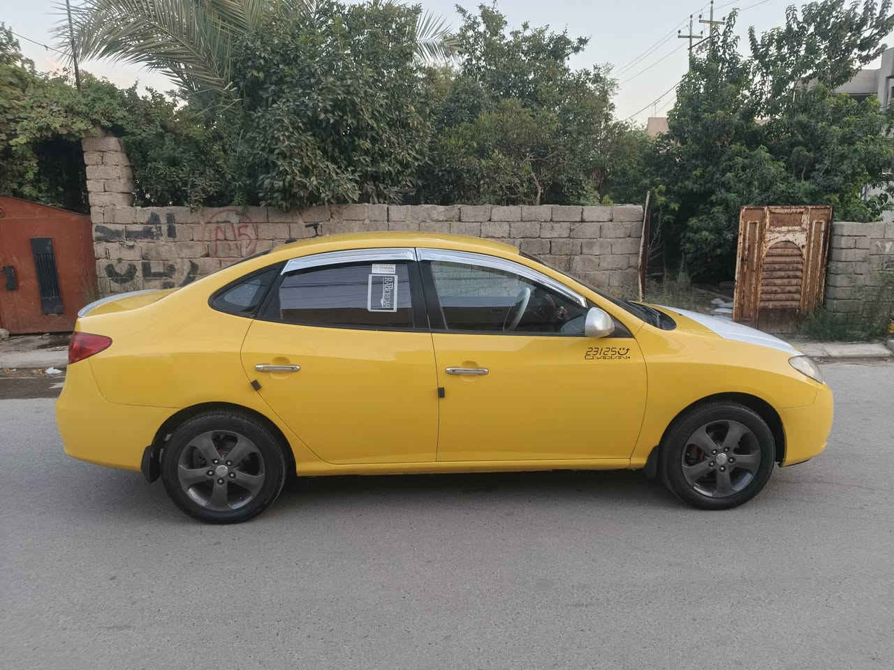 سيارة هونداي النترا
موديل ٢٠٠٧
محرك ١٦ 
دكشن عالي
كوري
سيارة ما بيها أي ضرر
رقم بغداد 
مشروع وطني
محرك وكير شرط
تبريد ثلج
هيئه وغرامه صفر
شرط التحويل
غير متواجد على الفيس
***********
***********
