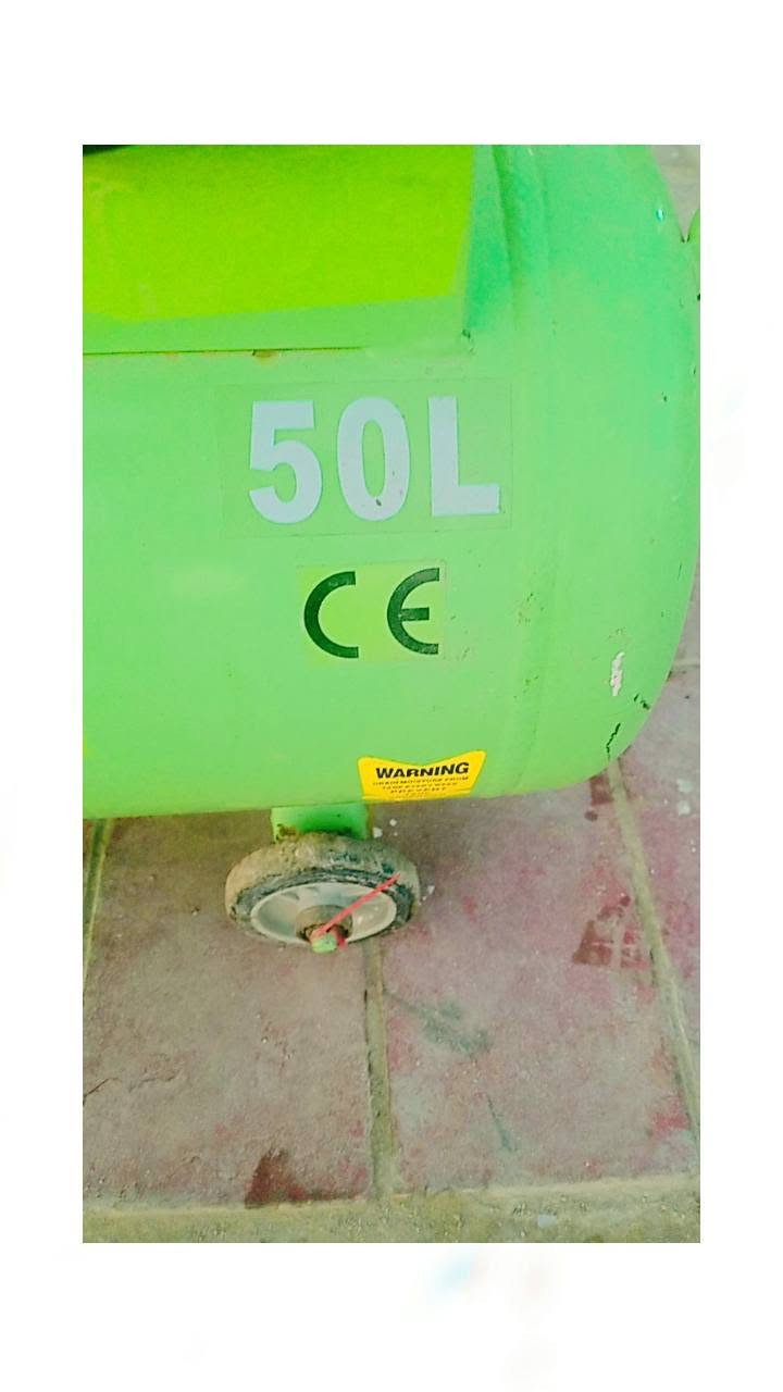 سـلآمـ عليكم كمبريسر 50 لتر شرط نضافه والفحص سعر 200وبي مجال نجف الاشرف توصيل مجاني داخل النجف
الرقم ***********

