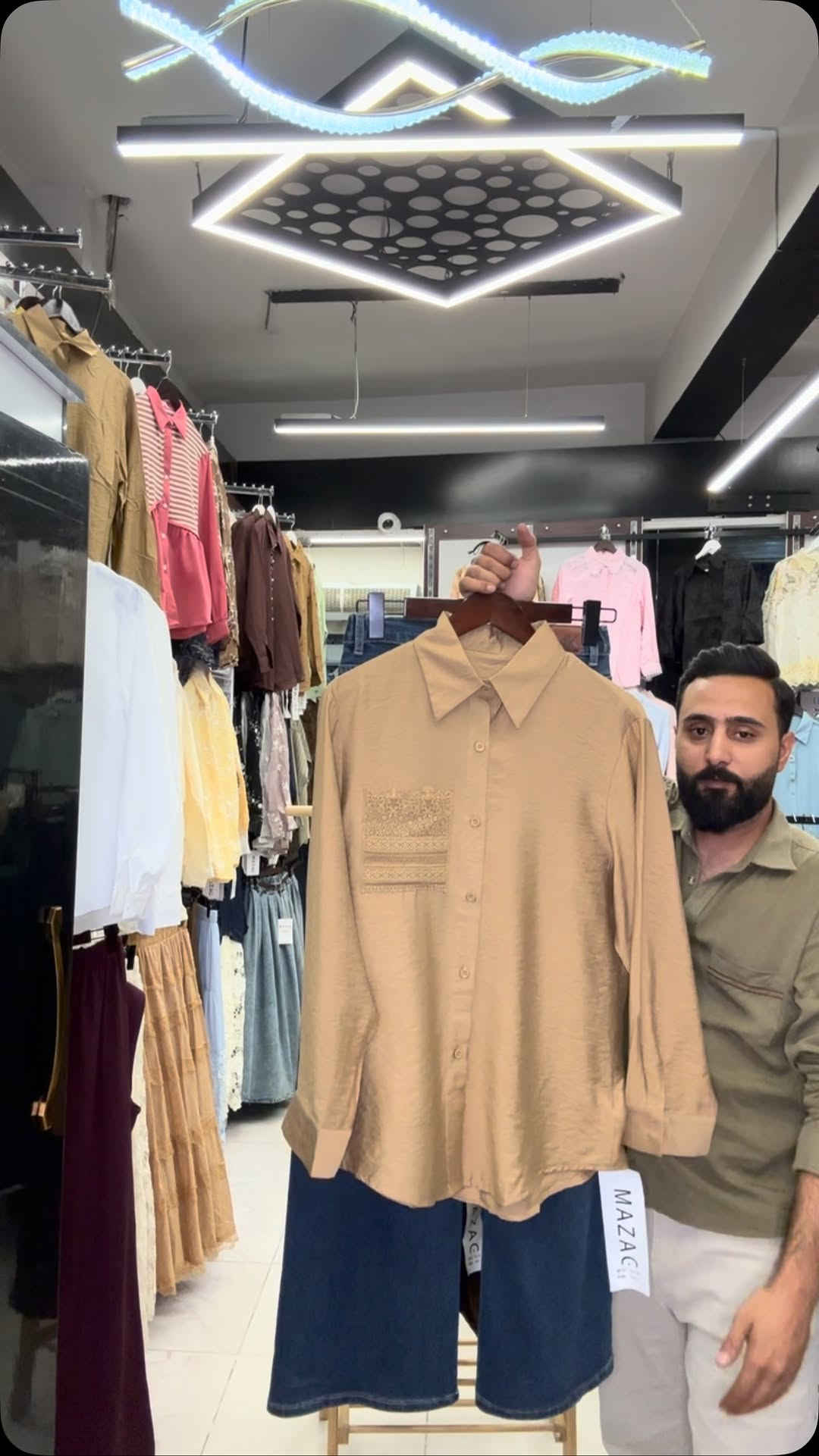 لارين للألبسه النسائيه
موديلات جديده وعروض 15الف 
القياس 38-40-42-44-46
توصيل كافه محافظات العراق 
***********وات ساب
