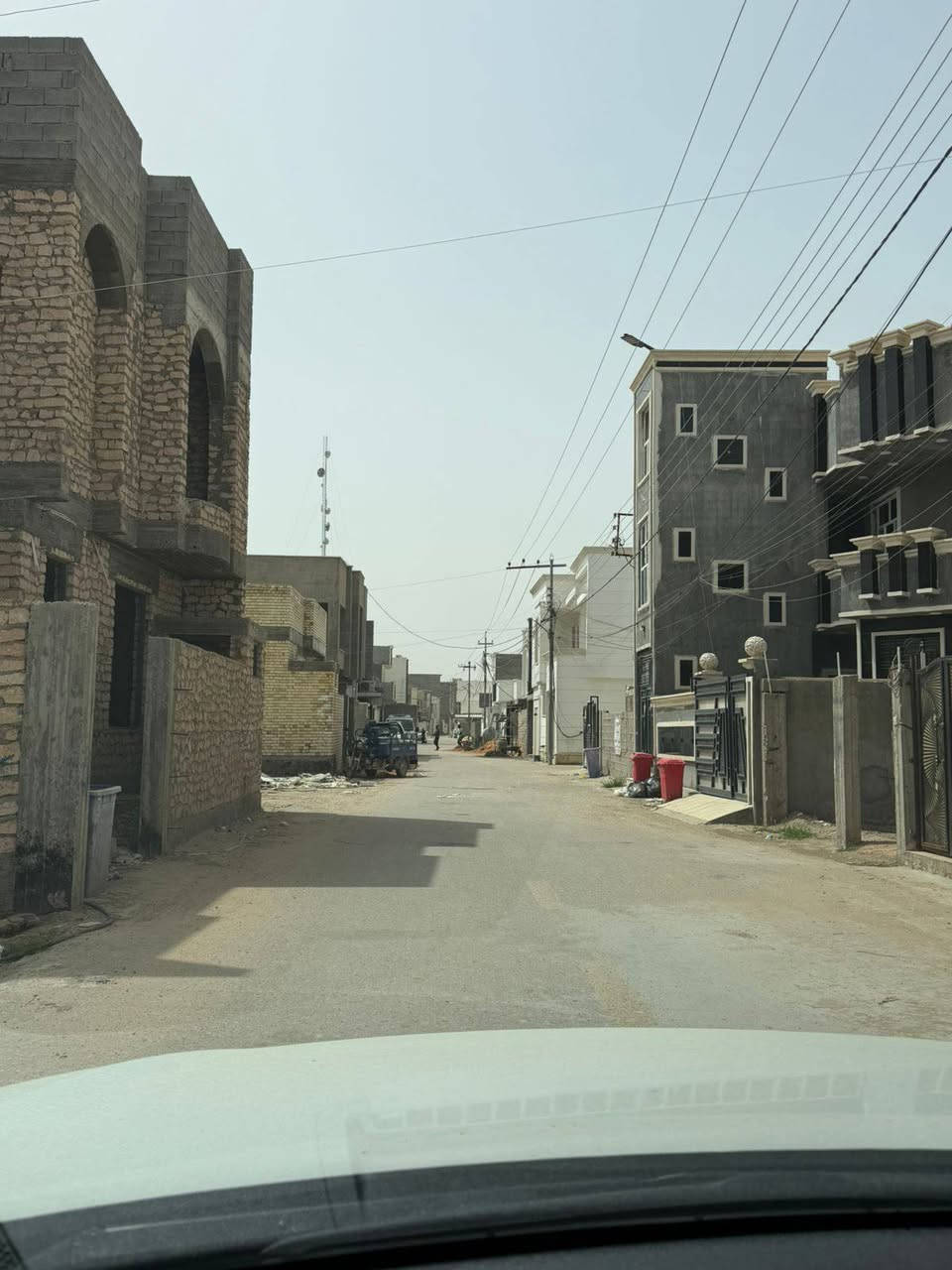 السلام عليكم ورحمة الله وبركاته دار طابو زراعي  ( هيكل للبيع ) بناء 2024 المساحة 162متر ( مساحة البناء 320 ) الدار يتكون من 3 طوابق / الطابق الاول حمام خارجي+ داخلي . مطبخ حار وبارد صالة وديوانية وغرفة نوم سويت / الطابق الثاني صالة كبيرة وغرفتين نوم + حمام .. / الطابق الثالث غرفة + مخزن ... كلشي واصل ماء وكهرباء وخدمات بالاضافه شارع 8 متر كامل الخدمات
العنوان الرمادي شارع 40 خلف مجمع القند للاثاث 
السعر 105 مليون بي مجال للاستفسار 
***********
السلام عليكم ورحمة الله وبركاته دار طابو زراعي  ( هيكل للبيع ) بناء 2024 المساحة 162متر ( مساحة البناء 320 ) الدار يتكون من 3 طوابق / الطابق الاول حمام خارجي+ داخلي . مطبخ حار وبارد صالة وديوانية وغرفة نوم سويت / الطابق الثاني صالة كبيرة وغرفتين نوم + حمام .. / الطابق الثالث غرفة + مخزن ... كلشي واصل ماء وكهرباء وخدمات بالاضافه شارع 8 متر كامل الخدمات
