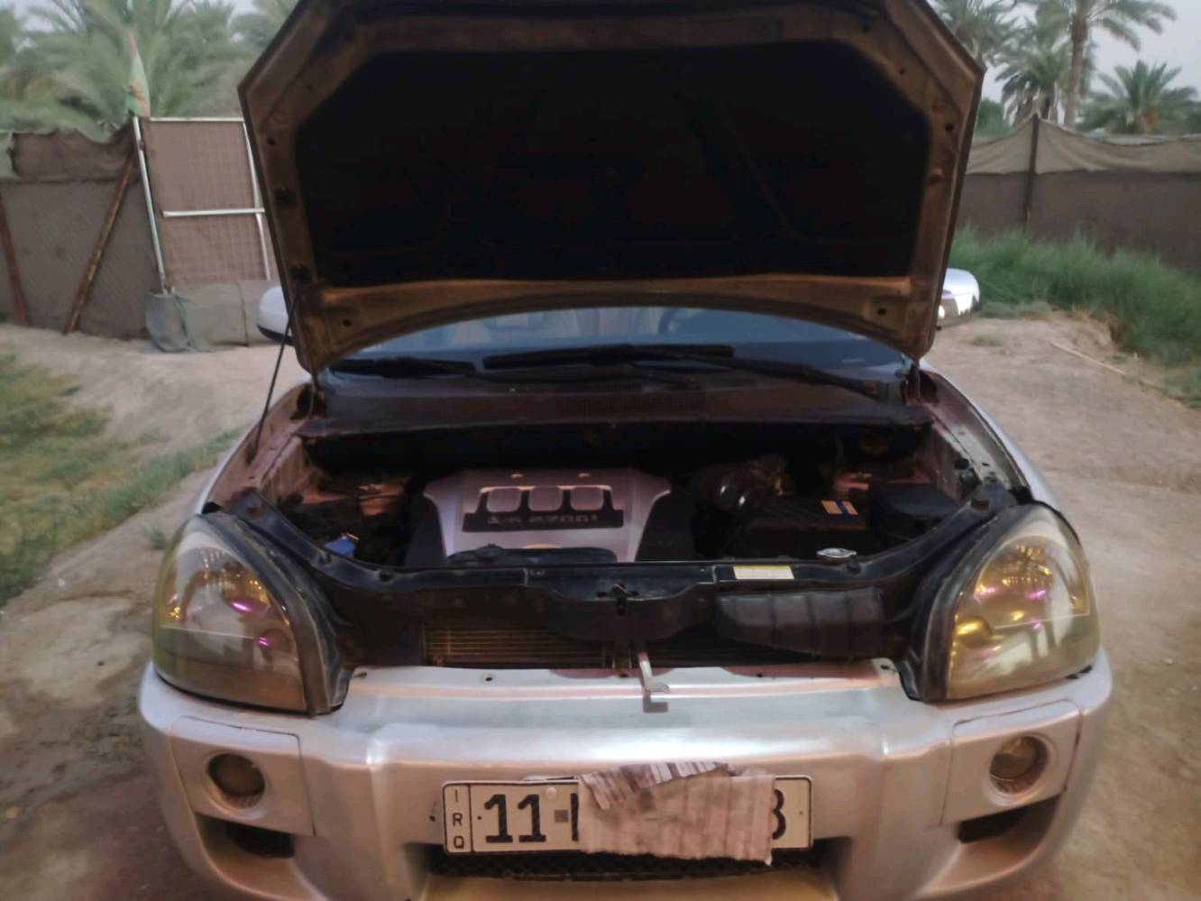 سلام عليكم للبيع سياره توسان موديل 2009 سياره جاهزه من كلشي سنتر لوك  تبريد ثلج تخم تاير دواخل نضيفه شاشه لمس محرك كير حداديه شاصي مكفولات كير اوتوماتيك 

مصبوغه عام 
السعر 81 وبيها مجال بيع مستعجل 
مكاني حله 
‏‪***********‬‏