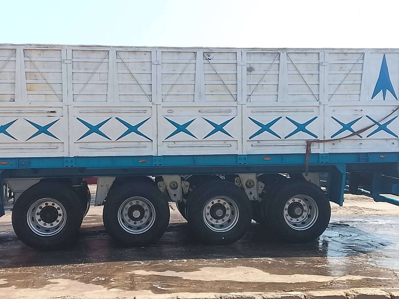 السلام عليكم
عربانة للبيع اربع محاور

شاصي محلي 14

دناكير صيني 14 والرابع 13

جادر جديد فصال

مكان موصل

الاتصال ***********

***********

الاسيا فقط واتساب
