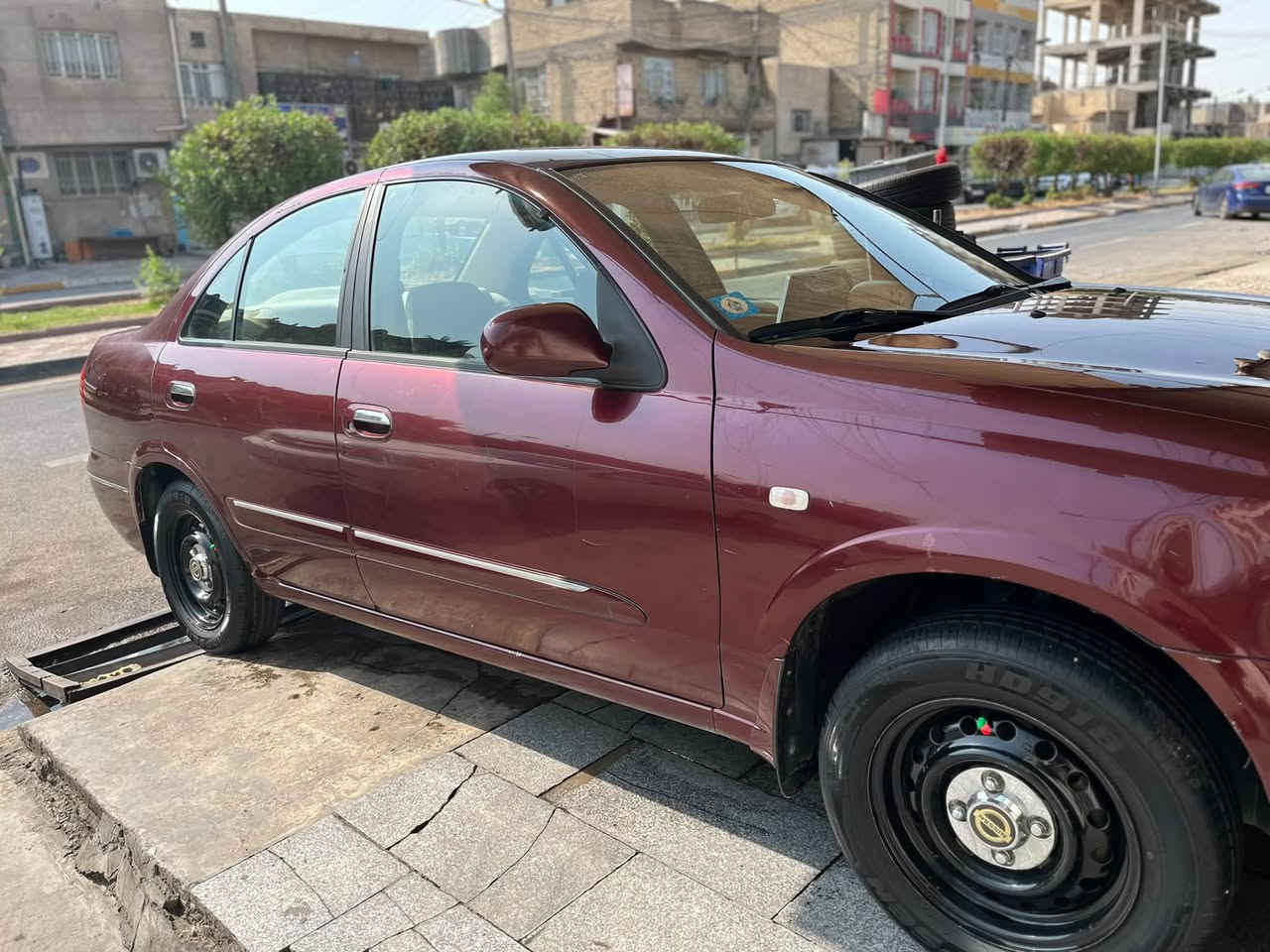 سلام عليكم نيسان سني صدامي موديل ٢٠٠٤ للبيع كير مكينه تبريد كفاله محرك ١٦٠٠ قلق ابيض بيها صبغ شوي من جاملات خلفيه اثر شخوط والحواف مال بنيد  رقم بغداد مشروع وطني إنكليزي سنويه لل٣١ باسمي مداور ثاني يوم سعر ٧٠ وبيه مجال مكاني بغداد الحريه 
***********

