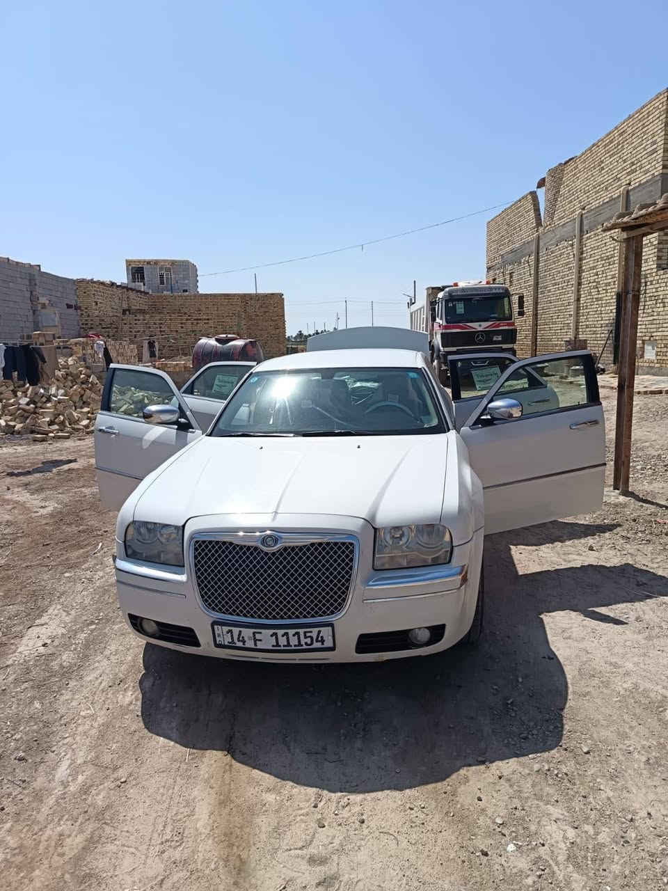 أوباما ٢٠١٠ للبيع محرك ٣٥٠٠ كندي السياره سعر ١٢٥ وبها مجال *********** أثير ***********

