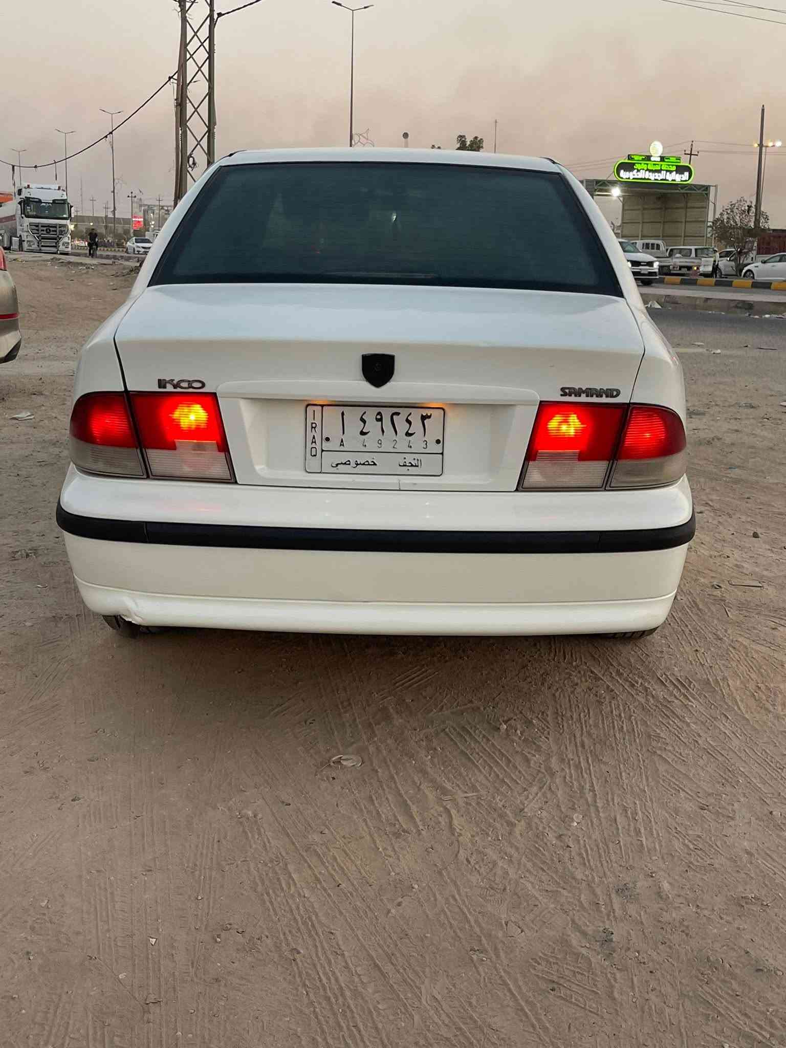 السلام اعليكم 
سمند 2010 رقم نجف تحويل مباشر سنويه 2029
بيها بنيد طاير وجاملغ مبدل فقط مكينه وكير وتبريد شرط
تخم تاير وحداديه جاهزه ماشيه 170 المكان ديوانيه 
السعر 38 وبيها مجال ***********
