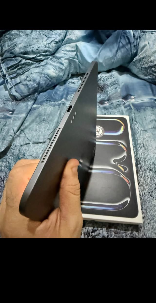 ايباد m4 • ذاكرة ٢٥٦ • ناصرية