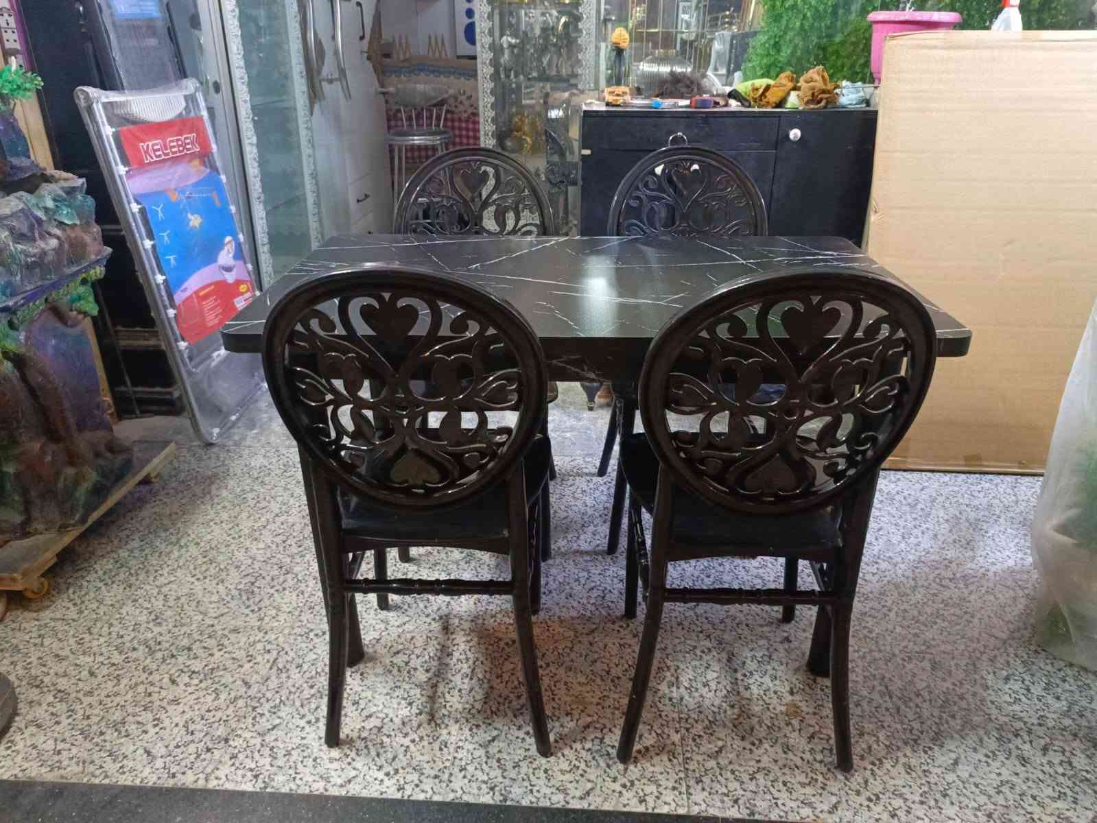 للحجز والاستفسار كلشي وسعرة ***********

نص مكتوب في الصور:
- KELEBEK