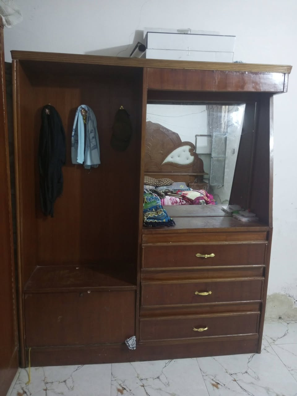 جربايه • دوشك • ميز تواليت