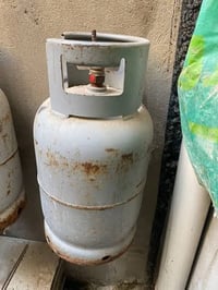 قنينة غاز للبيع 0771 277 3464