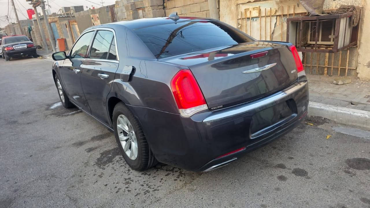 السلام عليكم للبيع كلايسلر اوباما C موديل 16 مسجل 17 C فول مواصفات بجم عريض غرفه S فتحه كشنات جلد كهرباء تدفئه تبريد تشغيل عن بعد مكينه 6سلندر مكينه وكير كفاله حداده وتبريد وتخم تاير ويل بلاد حادث جاملغ مبدل وجاملغ بي بارد بسيط رقم بغداد انكليزي تحويل ثاني يوم السعر 148 المكان البصرة للستفسار *********** البصرة, العراق
