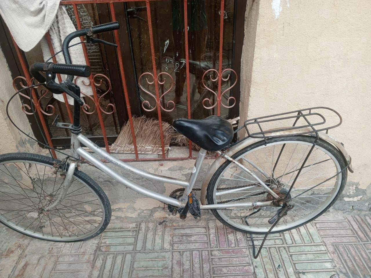 دراجة • للبيع