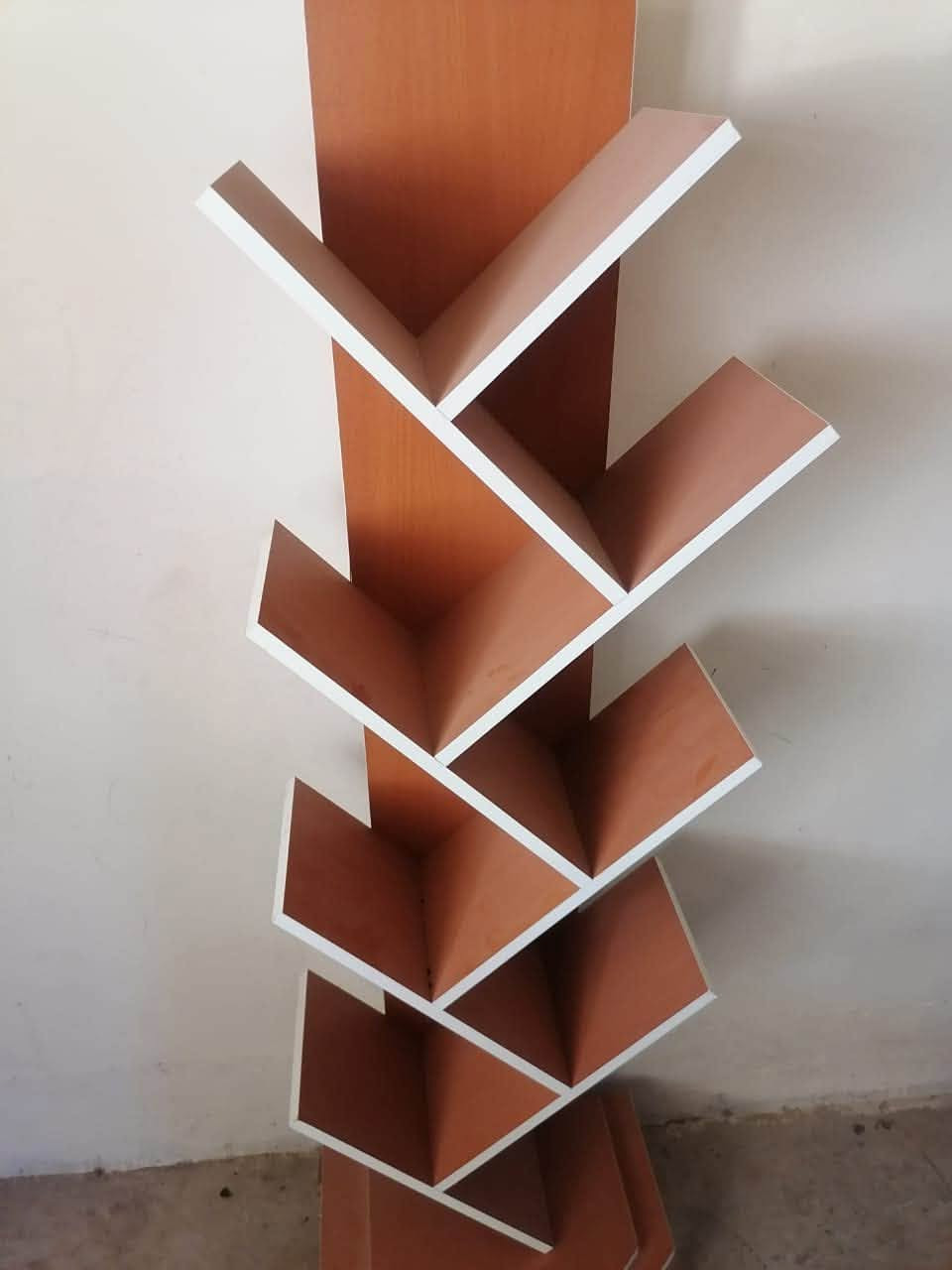 ئةم كتيب خانةية تازةية و زور كةم بةكار هاتوة نرخي قوفلي35 هةزارة لة سليماني
 ژ :***********
ژ:***********
