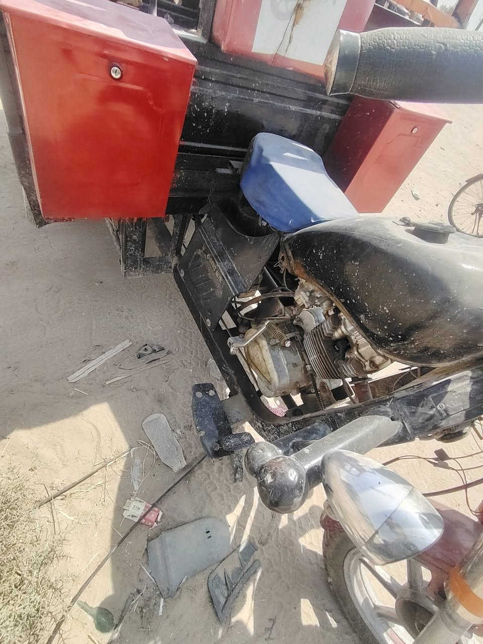 ستوته كلك جاهزه من كلشي كهربائيات كلها شغاله تحتاج فقط باتري سلف وهندر شغال المكان بابل مشروع المسيب سعر 550وبيها مجال للشراي للاتصال ***********
