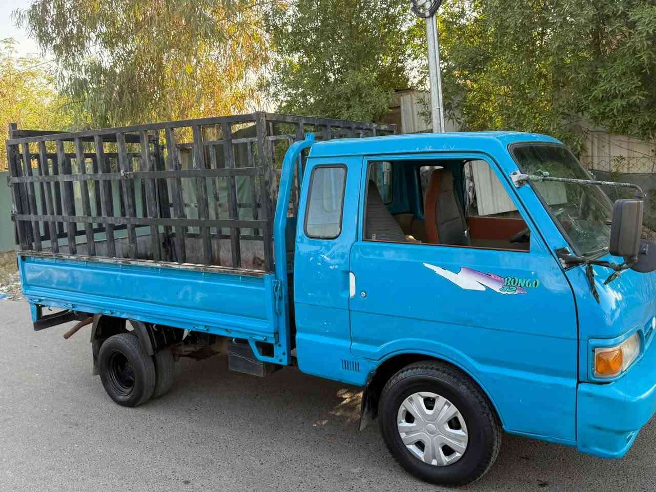 بنكو 96 رقم بغداد مشروع وطني سنويه 28 شاصي شعار مثبت بسنويه محرك وكير وكست وشاصي كفاله  قمارة بدون صبغ فقط مصاطر البدي اكسن مال مسكر ويل 13 خلي تخم تاير كوري بيها جاهزة مال جناي مصروف عليها 7 جنكال السعر 62 وبيها مجال بصيد ***********
