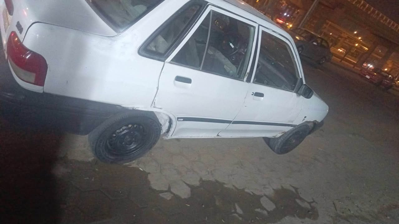 سلام عليكم
سايبة مديل 2011 ابيض خصوصي رقم بابل بدون راعي عندي سنويه   استنساخ النمره الثانيه اتفلت المكينه مكفوله لا تنقيص ولا تبخير ابيع كوم حديد ابيع مكفوله من السرقه والعشائر  سعره 12 وبيه مجال بصيط 

مكلف بالنشر هاذه رقم صاحب السياره

 ‭***********‬ بس وتساب
