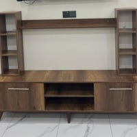 للبيع ميز بلازمه تركي نظيف جدا جدا اخو الجديد السعر نهائي 50 الف مكاني...
