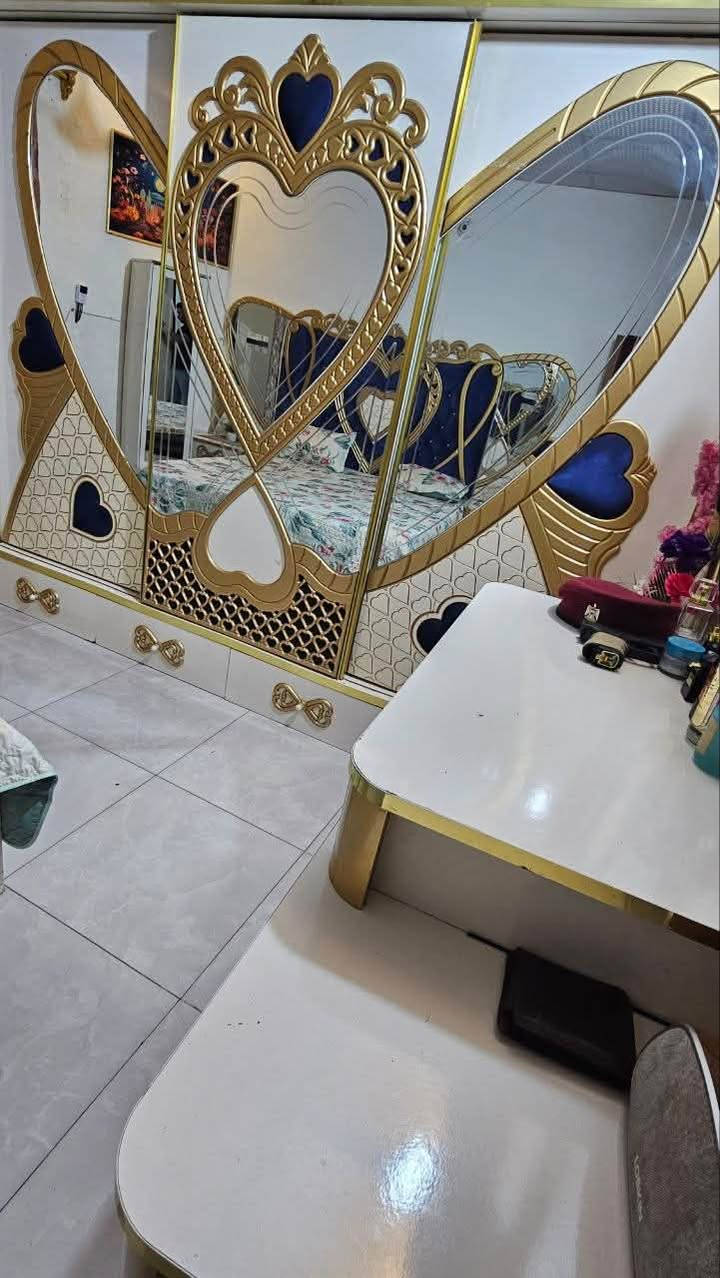 سلام عليكم غرفه تركيه للبيع مكان بغداد الدوره سعر ٥٠٠للتواصل ***********
