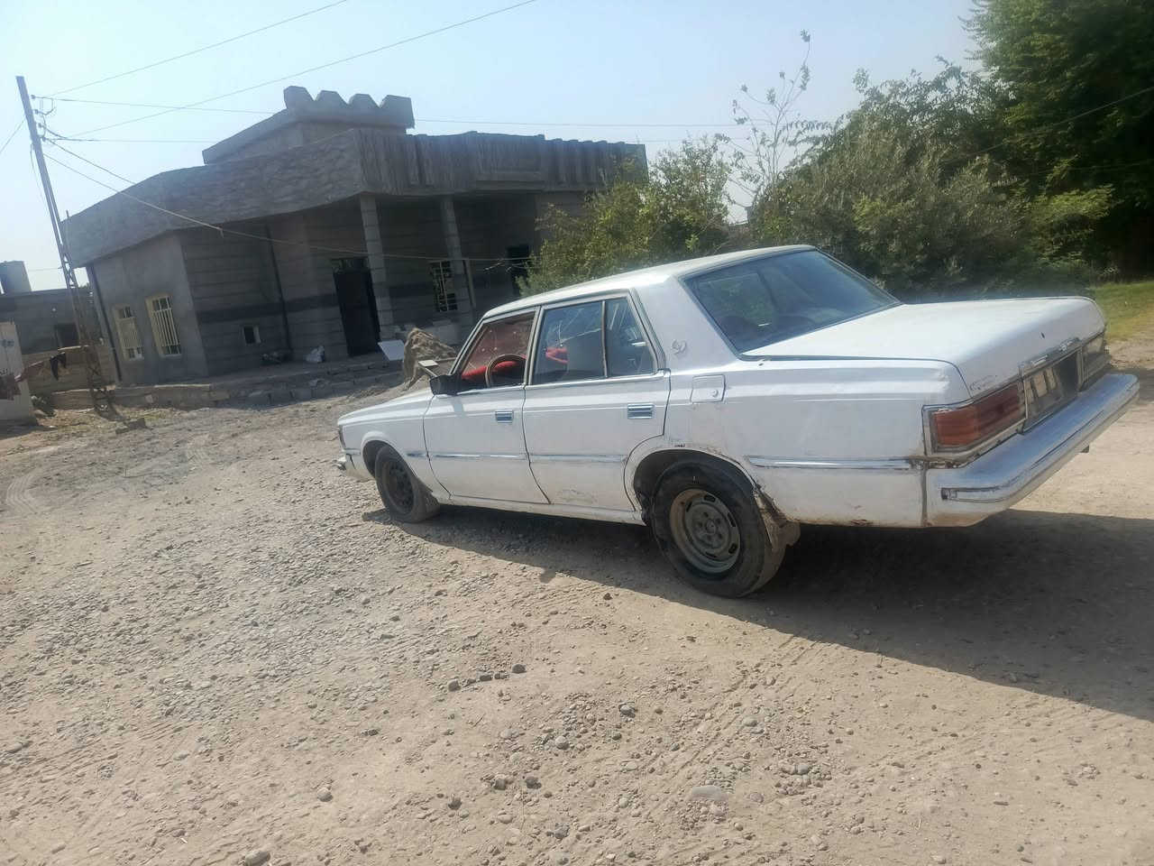 السلام عليكم سوبر 81سيارة مصقطة يعني ما مسجل كير ومحرك بلادي كير اوتو كير ومحرك صدر واكسل شرط كهربيات كلها شغالة سيارة جاهزة من كلشي السعر 8اوراق وبيهة مجال مكان العلم قريت الربيضة اني مكلف بل النشر خابر صاحبهة ***********
