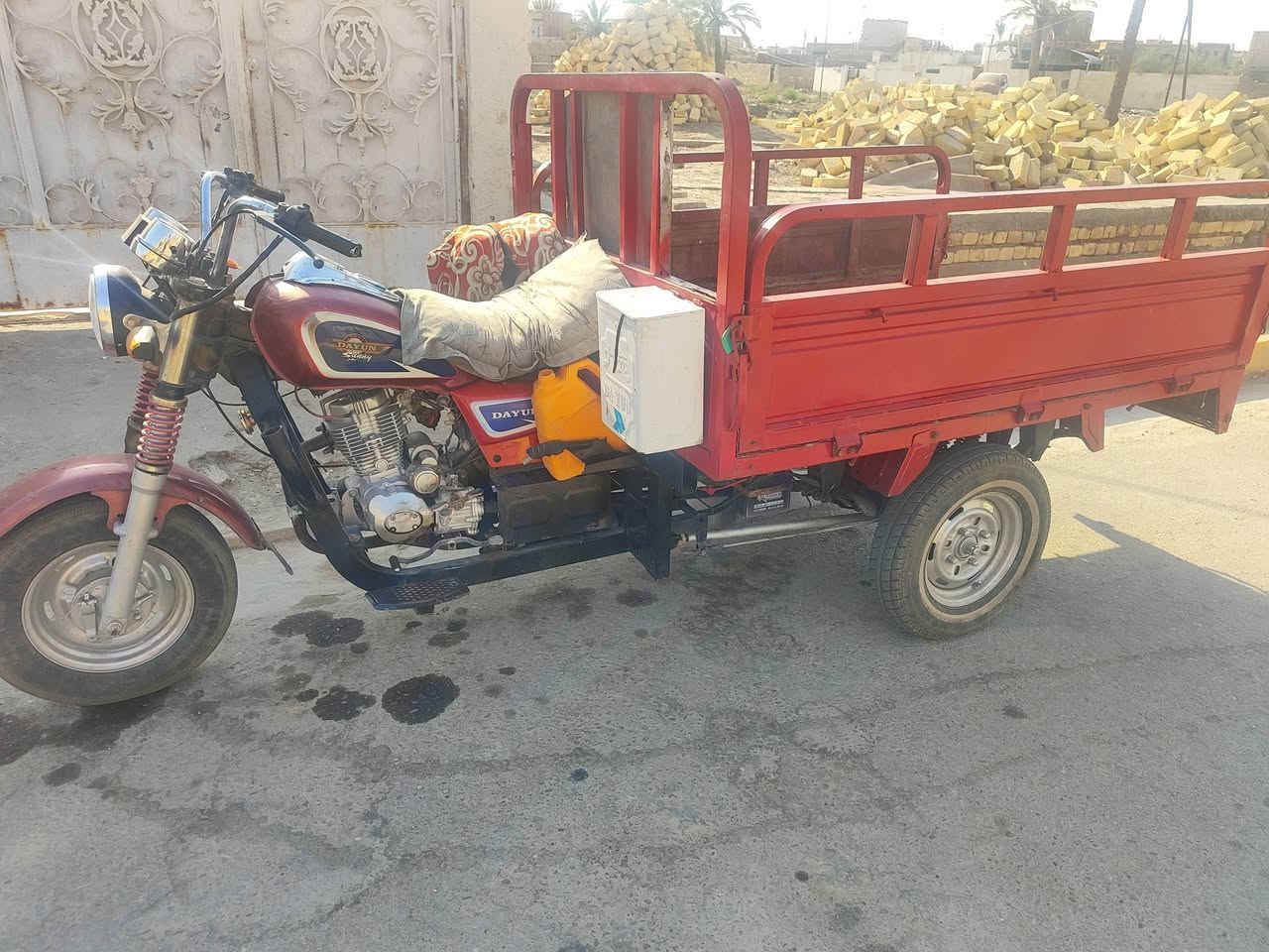 ستوته لبيع مديل 20 
رقم وسنويه كامله   ***********
