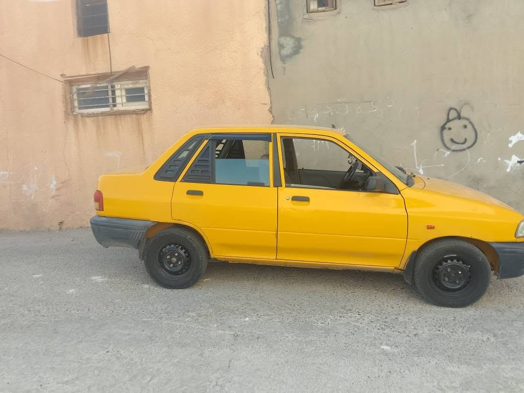 سيبا ٢٠١١گيرعادي سه نه وي بلاستيك وه كاله هه موعيراقو كوردوستاني بي بگه ري بيكيشه سه ياره ي مالي فه قيره به نزين به قه دماتوري اخوات سعري ١٨معامه له ***********شوين كويه كويسينجاك, أربيل
