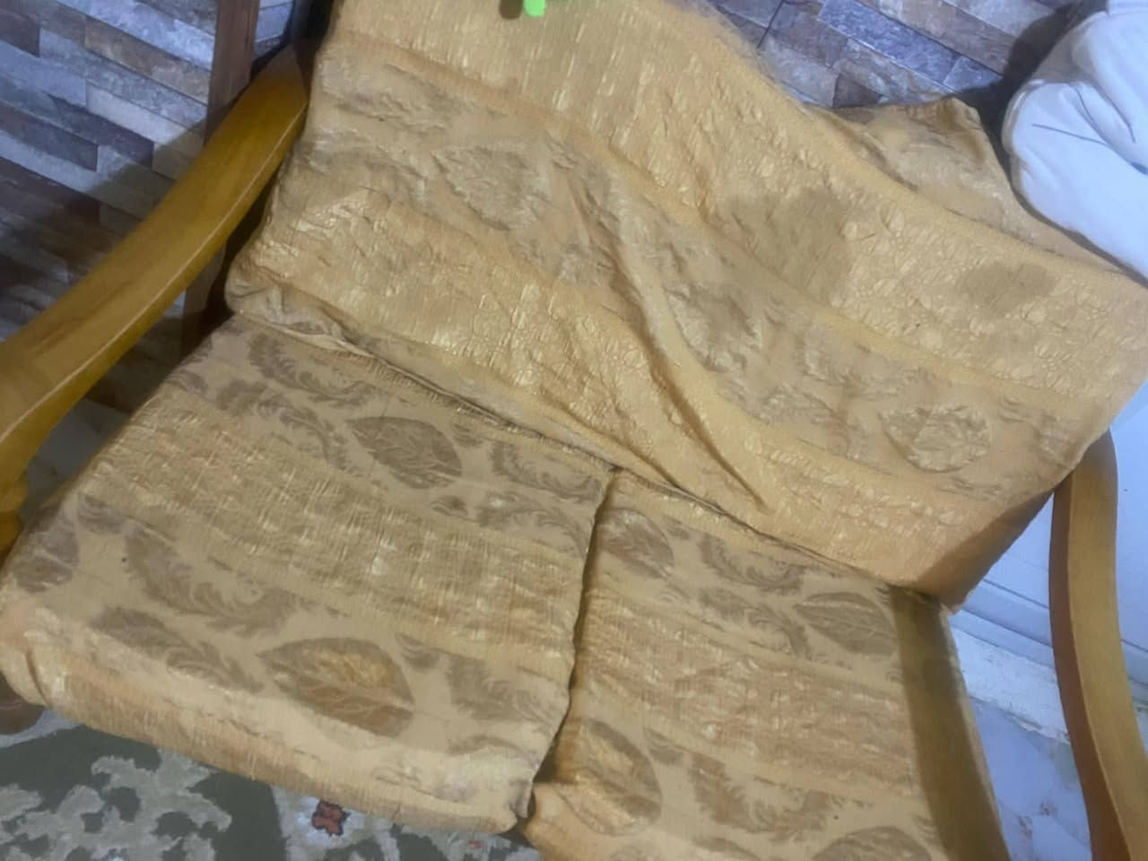 السلام عليكم
تخم للبيع سبع نفرات 
ويا ماصات ثنين وماصه وحده جبيره يعني 3 ماصات 
مكاني باب المشهد حله
سعر 300 الف وبي مجال
***********/ رقم

