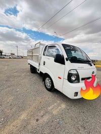 كيا بنگو • ٢٠١١ • أوتو