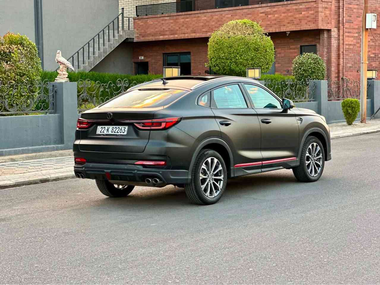 سەیارەی شانگان CS85 فۆل فول مواسەفات، زۆر پاک و بێ کێشە، مەرجی سبوخ نییە و کۆنتڕۆڵی پێش و پاش هەیە. بەناوی خاوەنەکەیەتی، نرخی ١٦٦ وەرەقە. ژمارەی وەتس ئەپ: *********** شقلاوة, أربيل
