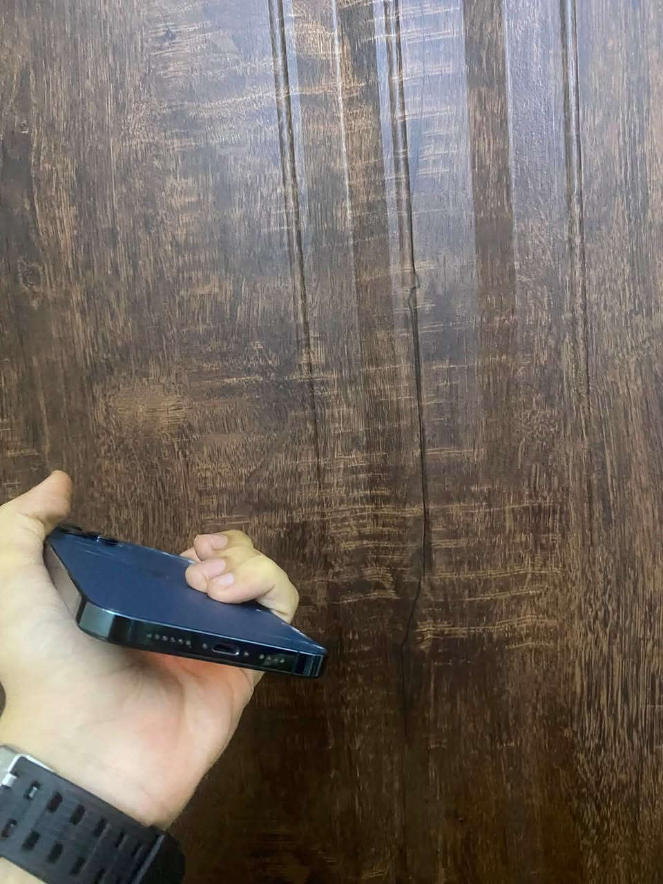 ايفون 12برو ماكس ذاكره 256بطاريه 100مبدل شاشه 3خيارات كله شغال صوت اتصال إنترنيت كامرات فقط بصمه وجهه متوقفه الباقي كله شغال السعر 260 قفله عنواني بغداد اليرموك ***********واتساب فقط
