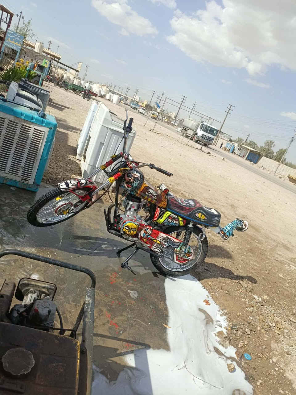 سلام عليكم
دراجه للبيع محرك انتنس تعمير كله 26 ماصارلها هواي من معمره دراجه خير من الله مكفوله كفاله عامه تجي تفحص وتروح 
شاصي 16
محرك انتنس 
توشيم 26 صارلها 4اشهر من معمره 
دراجه كلك كلك كلك 
مكاني بغداد تقاطع نهرؤان
شراي يتصل ع الرقم ***********
السعر خاص اتصل وبيك خير وادلل
