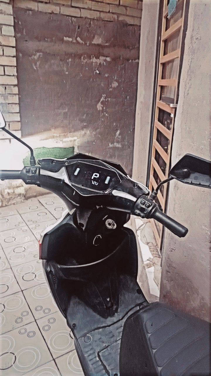 دراجه شحن للبيع للتواصل ***********

