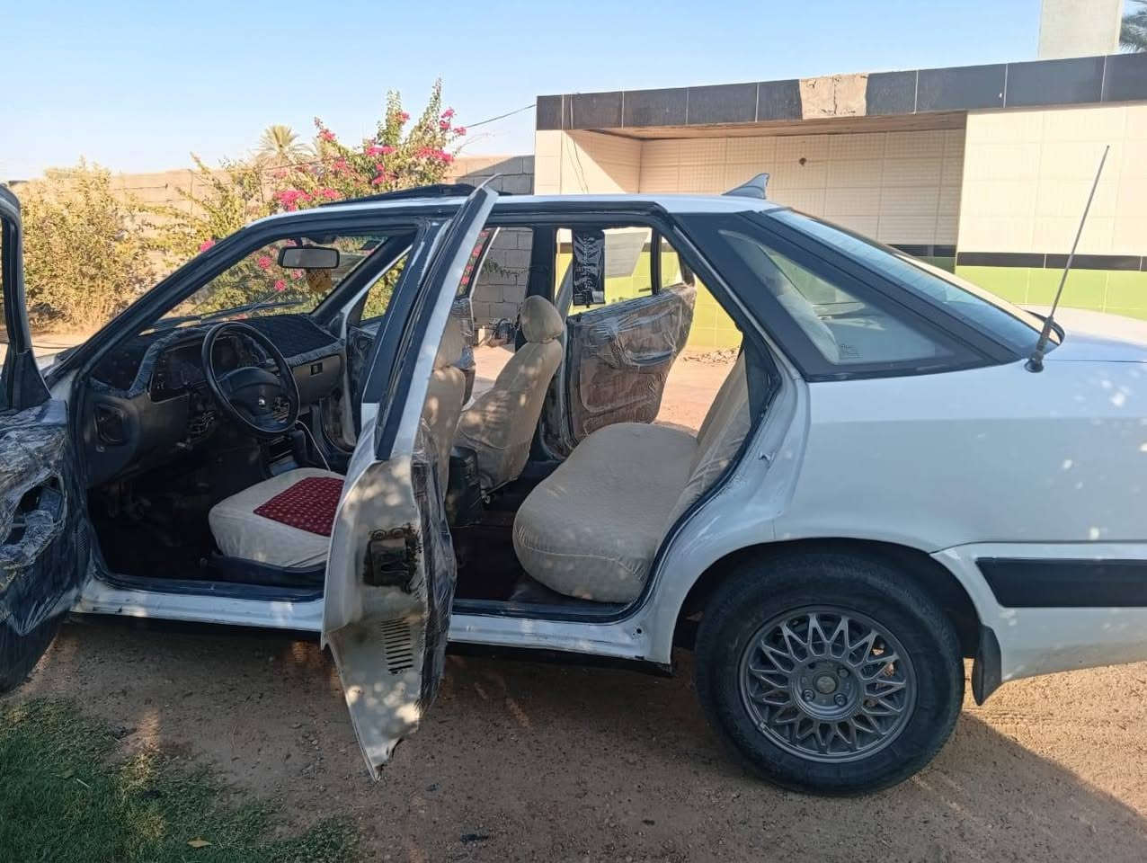 سياره اسبرو موديل 95 للبيع سياره جاهزه من كلشي نظيفه خارج وداخل مابيه اي نقص تبريد نقص كمبريسر للتواصل *********** موجود واتس
