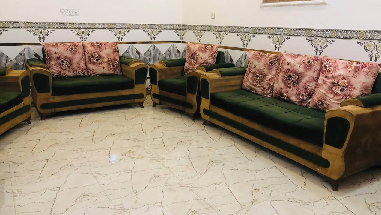 تخم للبيع السعر 225 رقم الهاتف ***********
