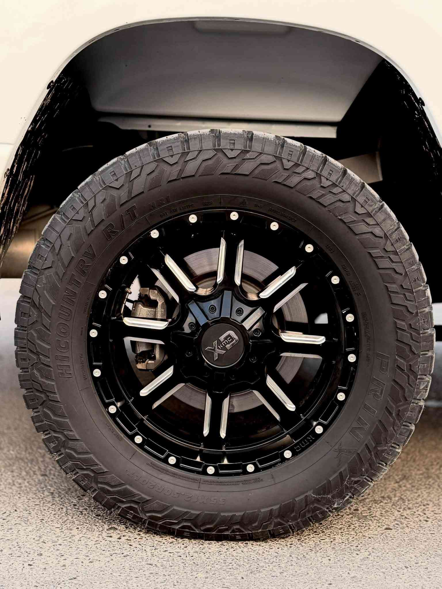 السلام عليكم دوج رام 2023 لارامي  وارد امريكي
Dodge Ram White Laramie 2023 5.7 V8
حجم المكينه : 5.700 V8
المسافة المقطوعه : 15 الف ميل
الضرر : كلين تايتل
الايرباك : سليم مطاك ولا ايرباك
#مواصفات
1.شاشه كبيره تسلا
2.بصمه
3.تشغيل عن بعد
4.كامرا
5.ويل كب
6.كشنات جلد
7.تدفئة تبريد بالكشنات
8.رادارات 360
9.كشنات كهرباء
10.لايتات لد + زنون
11.كشافات
12.اشاير بالمري
13.فور ويل 4x4
14.اتو ستوب
15.حساسات خلفي امامي
16.تايرات جبلي 
17.خزن ميموري
فول مواصفات مرقم بغداد
تفاصيل اكثر هذا رقمي  ***********
مكاني بغداد
