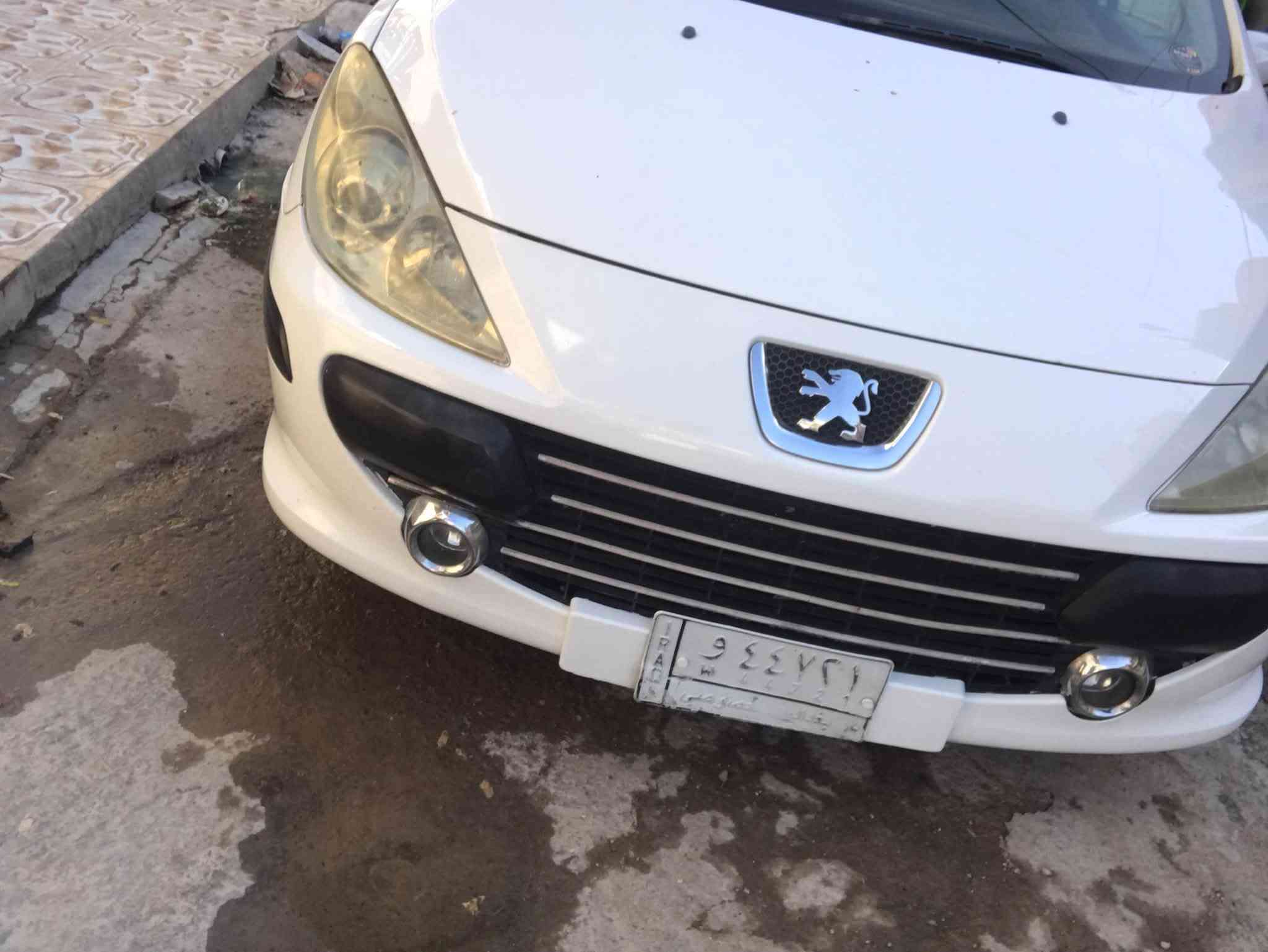 بيجو موديل ٢٠٠٦ رقم بغداد مشروع وطني صبع عام بدون كص ولا ضربه وشواصي  كير محرك جيد جدا تايرات حداديه جديد كهراويات كوله شغال سعر ٤٣ ورقه بيه مجال عنوان كركوك *********** واتساب او خاص
