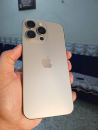 آيفون 15 برو ماكس • ٢٥٦ • فضي تيتانيوم