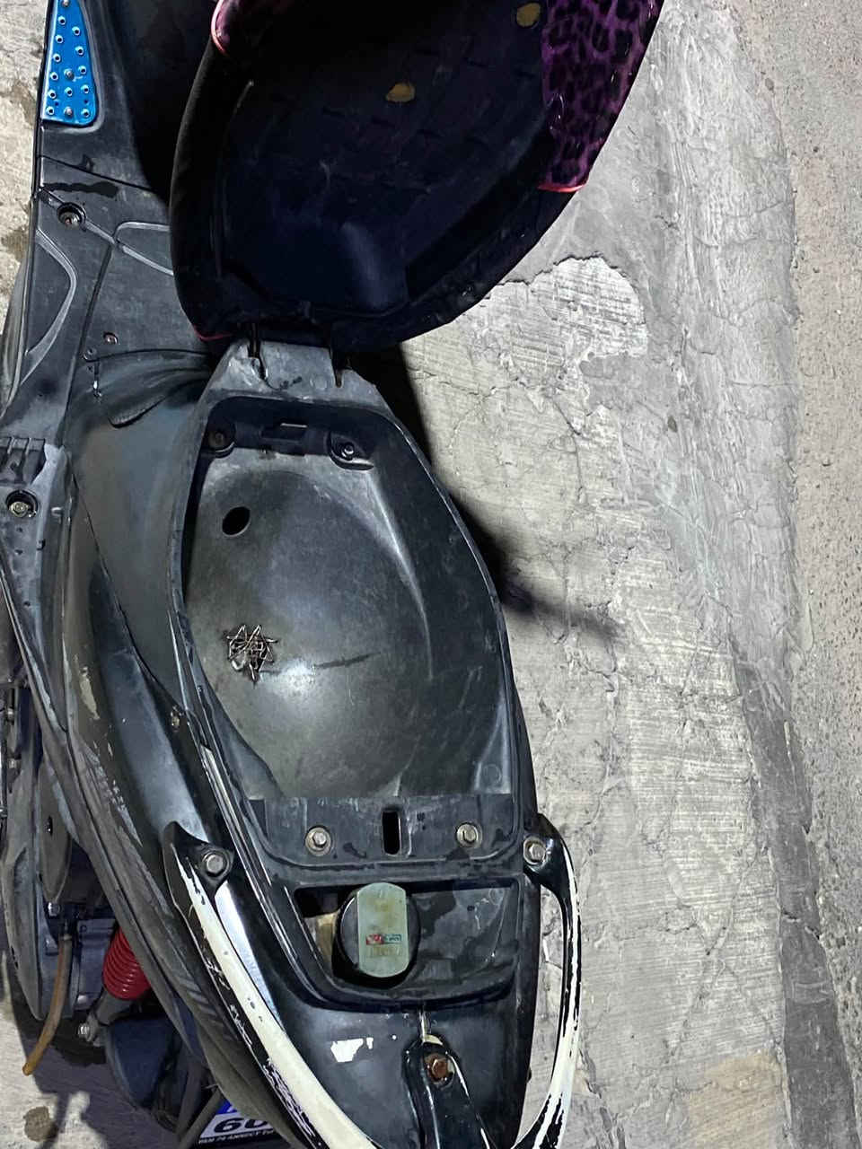 ماكس عدله مكينه بلاديه لا 55 ولا مدري ايش دراجه كفرات مختمه اصليه كلهن مختمه وشوفة  عينكم    سعره 500 وبيه مجال ودراجه  مابيه نواقص التواصل: *********** واتساب
